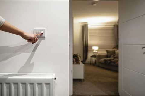 Tips on how families can slash bills by saving energy will be given out by Government