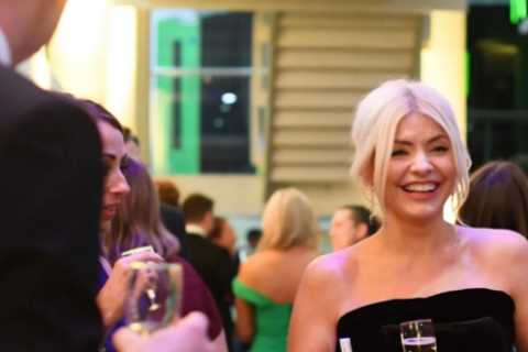 Holly Willoughby and Phillip Schofield FORCED to queue at NTAS weeks after skipping line to see the ..
