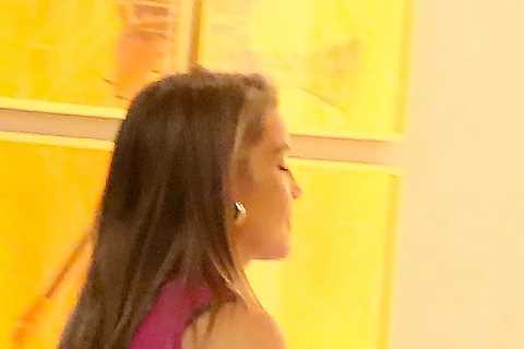 Strictly’s Helen Skelton goes barefoot at hotel as she enjoys girls night with Jayde Adams and..