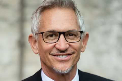 Gary Lineker claims he knows of two gay Premier League stars and hopes they both come out at Qatar..