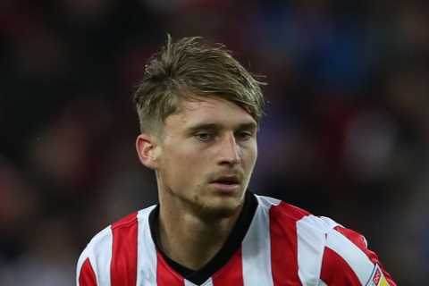 Tottenham in transfer battle with Brentford to sign Sunderland wonderkid Dennis Cirkin