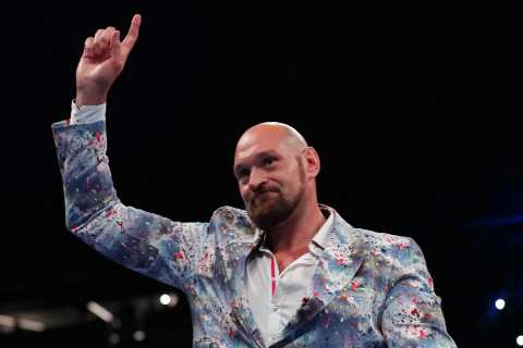 Tyson Fury calls to fight for only heavyweight belt missing in his collection… against journeyman..