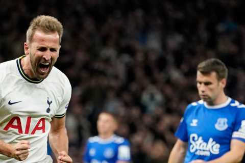 Tottenham 2 Everton 0: Harry Kane scores on historic 400th Spurs game as Conte’s side keep the pace ..