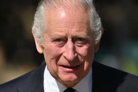 King Charles to sell 12 of the Queen’s favourite top racehorses as he starts to cut down her racing ..