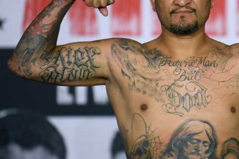 ‘Don’t be a b**** AJ’’ – Chris Arreola calls out Anthony Joshua for December clash after collapse..