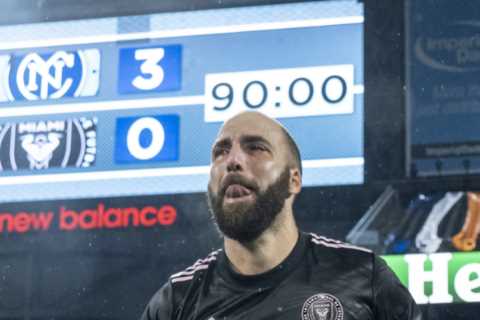 Emotional moment ex-Chelsea striker Gonzalo Higuain breaks down in tears after playing final game..