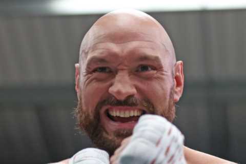 Tyson Fury quits social media to focus on Derek Chisora training camp with six weeks until..