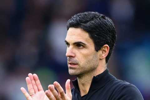 Arsenal should be challenging for the Premier League title but I fear we aren’t clinical enough to..