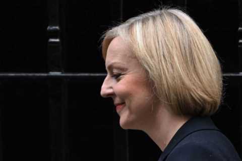 Four ways Liz Truss could be ousted – and the favourites to replace her as PM warned she ‘has 12..