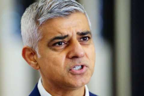 London Mayor Sadiq Khan  lectures Londoners on going green despite racking up 361,146 air miles..