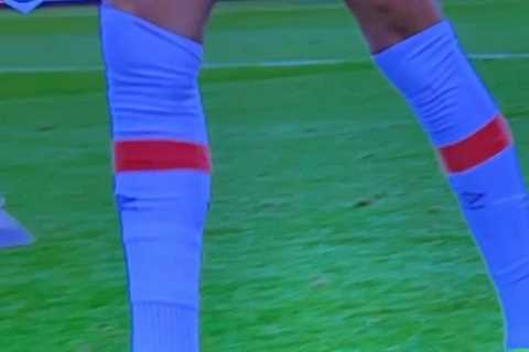 Fans all saying same thing as Said Benrahma spotted making bizarre rule breach in middle of West..