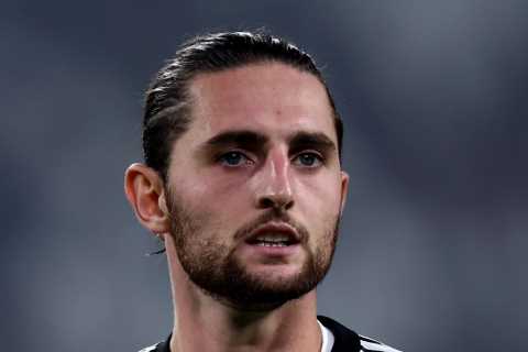 Chelsea lining up January transfer for Man Utd target Adrien Rabiot and may offer Hakim Ziyech to..