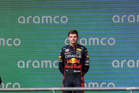 Lewis Hamilton set for first EVER winless F1 season and admits Mercedes still cannot keep up with..