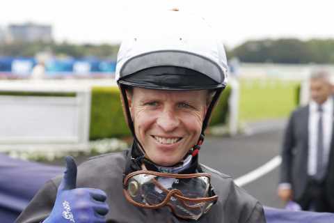 ‘He knows what’s required’ – legendary jockey booked to ride British-trained favourite in the £4.5..