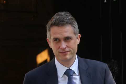What is a Minister Without Portfolio and who is it in the UK?