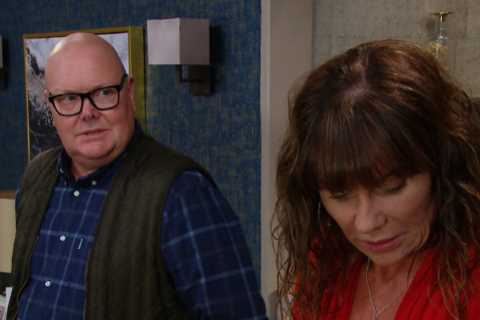 Emmerdale fans demand reunion of iconic couple after another cheating twist