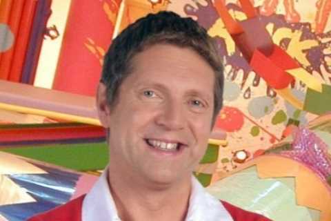 Art Attack star Neil Buchanan is unrecognisable 32 years on as he calls for show’s return