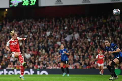 Arsenal 3 Zurich 1: Nobbs scores a stunner and Hurtig nets her first Gunners brace as WSL leaders..