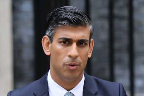 Rishi Sunak reinstates fracking ban lifted just a month ago