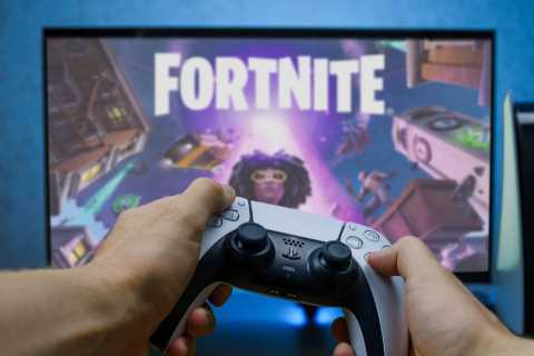 PlayStation blames gamers ‘going outdoors’ for disappointing subscriber numbers