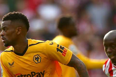 Chelsea interested in Nelson Semedo transfer with Wolves full-back targeted as back up to injured..