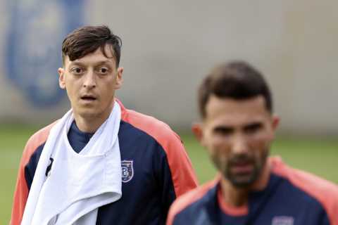 Mesut Ozil’s agent makes dig at former Arsenal team-mate and reveals why he’ll never play for..