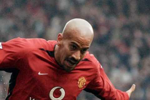 Man Utd and Chelsea legend Juan Sabastian Veron to be immortalised as football legend with Golden..