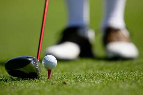 Golf club branded sexist for making joke about older players’ young girlfriends blowing on their..