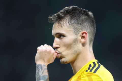 Arsenal offered chance to make Alejandro Grimaldo transfer signing from Benfica… but Mikel Arteta..