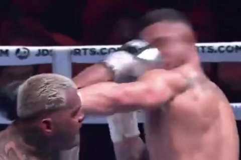Watch as Sonny Bill Williams is brutally KNOCKED OUT by 48-year-old MMA legend Mark Hunt in huge..