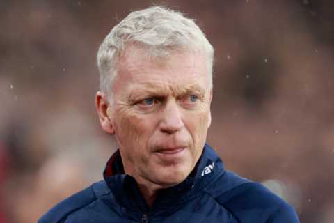 West Ham to stand behind David Moyes and refuse to sack him despite fan unrest amid Premier League..