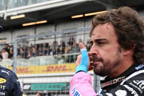 Fernando Alonso wants Max Verstappen link up as Lewis Hamilton’s two great rivals could become..