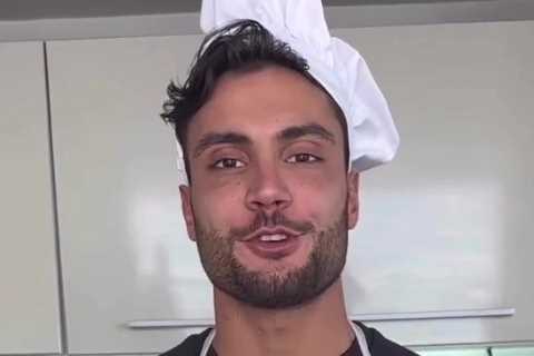 Forget endorsing Prezzo – Love Island’s Davide will be waiting tables there by Christmas