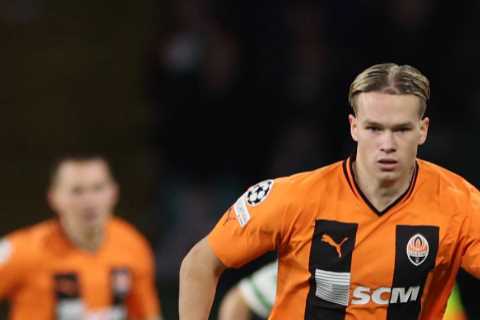 Arsenal hold ‘positive talks’ with wonderkid Mykhaylo Mudryk… but Shakhtar Donetsk want £65MILLION