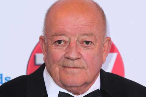 Where are the cast of Auf Wiedersehn, Pet now?
