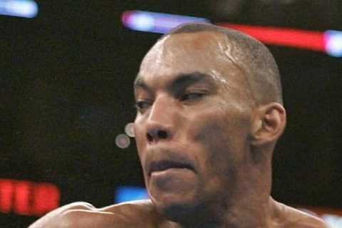 Floyd Mayweather ‘would’ve suited me brilliantly but I was too risky,’ says former world champ..