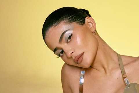 Kardashian fans mock Kylie Jenner as they spot ‘weird’ detail in background of her new cosmetics..