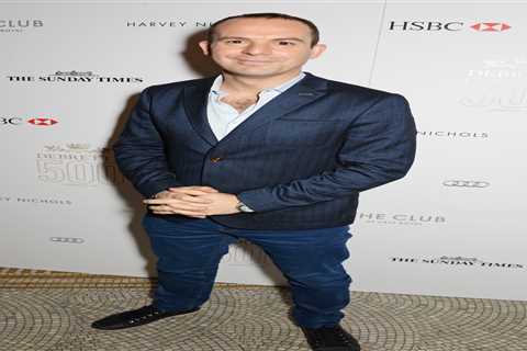 Martin Lewis’ Money Saving Expert reveals how to get up to £200 free cash before Christmas