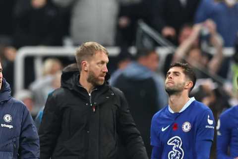 Paul Merson explains real reason Chelsea are struggling as fans call for Graham Potter to be axed..