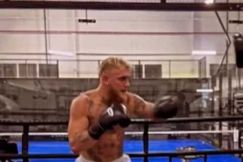 Watch Jake Paul in training in Dubai after travelling for Tommy Fury’s fight amid talks to..