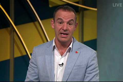 Martin Lewis warns hundreds of thousands on prepayment meters to redeem energy vouchers now