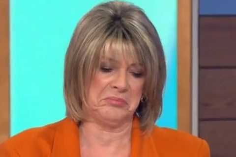 Ruth Langsford caught ‘making face at Phillip Schofield’ live on This Morning