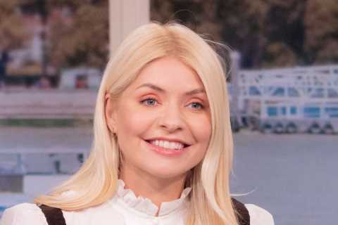 Holly Willoughby says ‘smart’ Matt Hancock has manipulated the I’m A Celebrity viewers