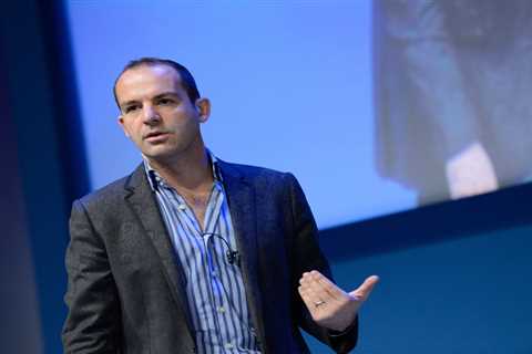 Martin Lewis issues urgent warning for Black Friday – the rule that everyone needs to follow..