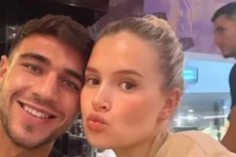 Tommy Fury says Love Island girlfriend Molly-Mae Hague is ’20 months pregnant’ while slamming KSI