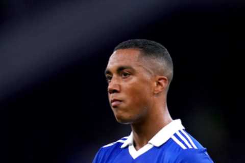 Arsenal in Youri Tielemans transfer blow as Leicester chiefs ‘believe they can convince midfielder..