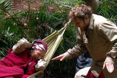 I’m A Celeb’s Seann Walsh issues grovelling apology to camp mate after ‘feud’ erupts