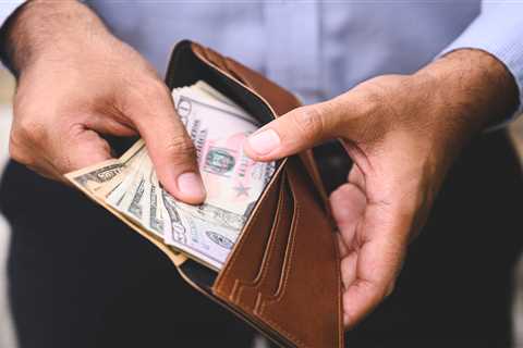Brits who are savvy with their cash end up saving thousands a year, study finds
