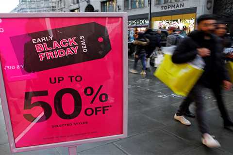 Shoppers are rushing to major supermarket for 50% off Black Friday sale