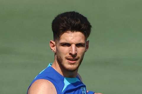 Declan Rice is modern-day Roy Keane but England World Cup 2022 ace must show Man Utd &amp; Chelsea..